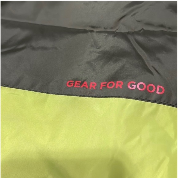 Cotopaxi Women's Teca Calido Hooded Vest - Picture 6 of 7